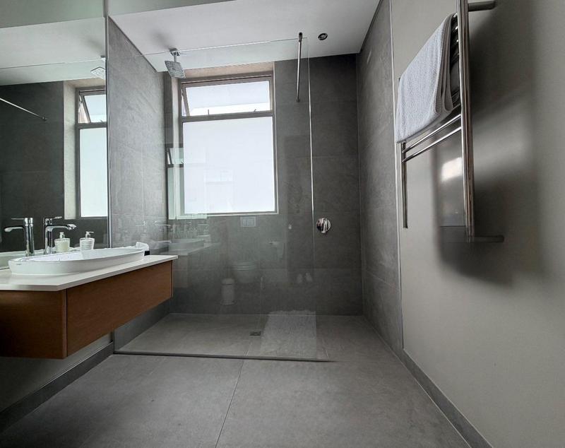 3 Bedroom Property for Sale in Green Point Western Cape